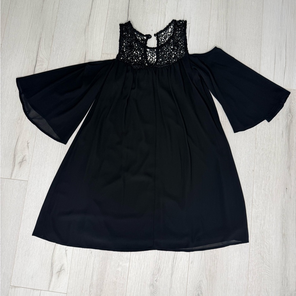 Elegant Black Dress